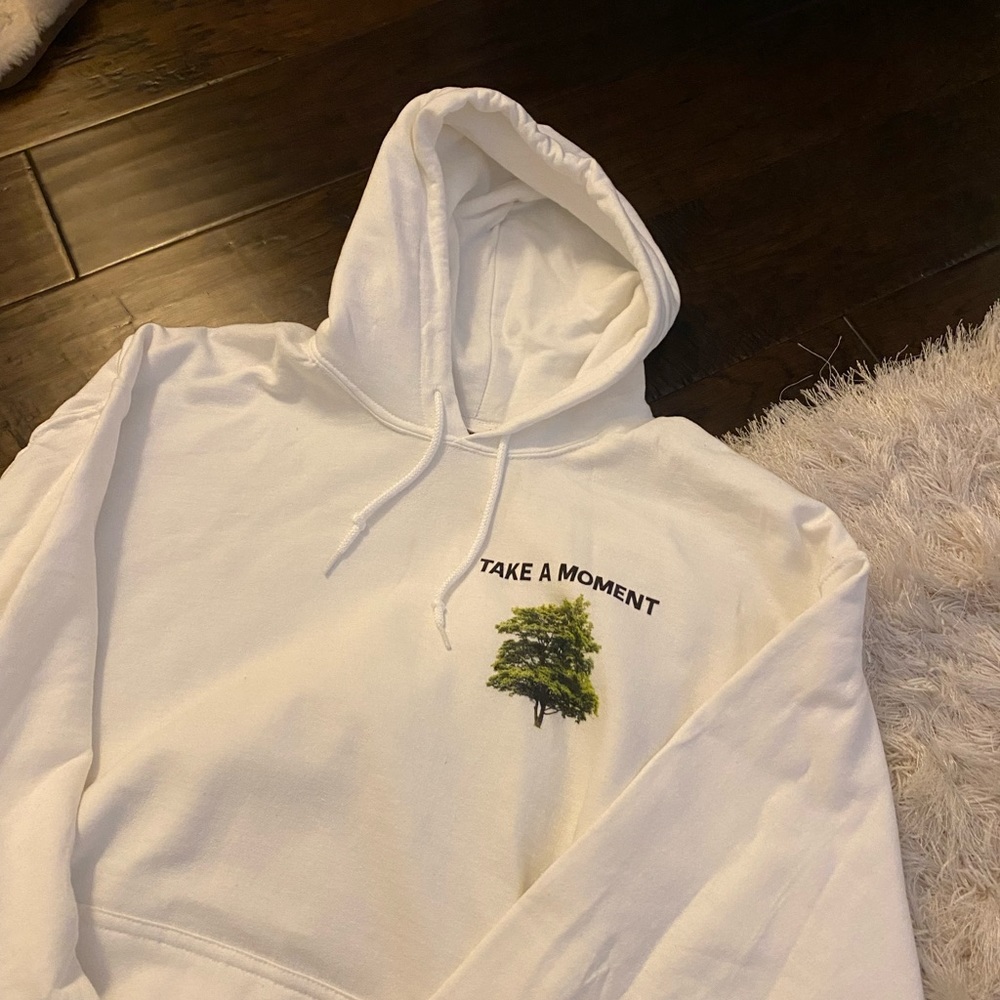 Sisters & seekers “hug a tree” hoodie